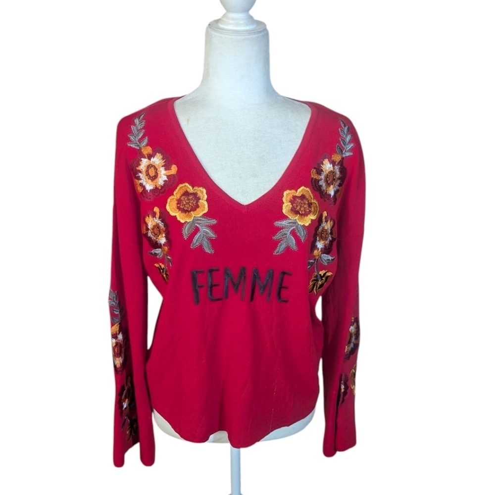 Red Knit Floral Femme Embroidered V Neck Whimsigoth Bell Sleeves Top Sz M - Picture 5 of 9